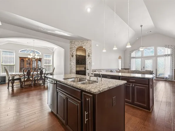 22811 Wild Heather Dr, Tomball, TX 77375