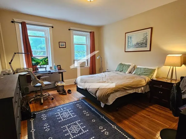 5 Euston St, Brookline, MA 02446