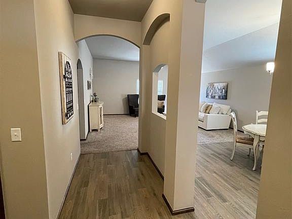 3rd image of 3228 Mount Nebo Dr
