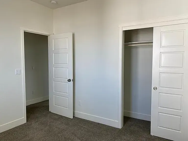 2434 Urdaneta Way — Photo 49