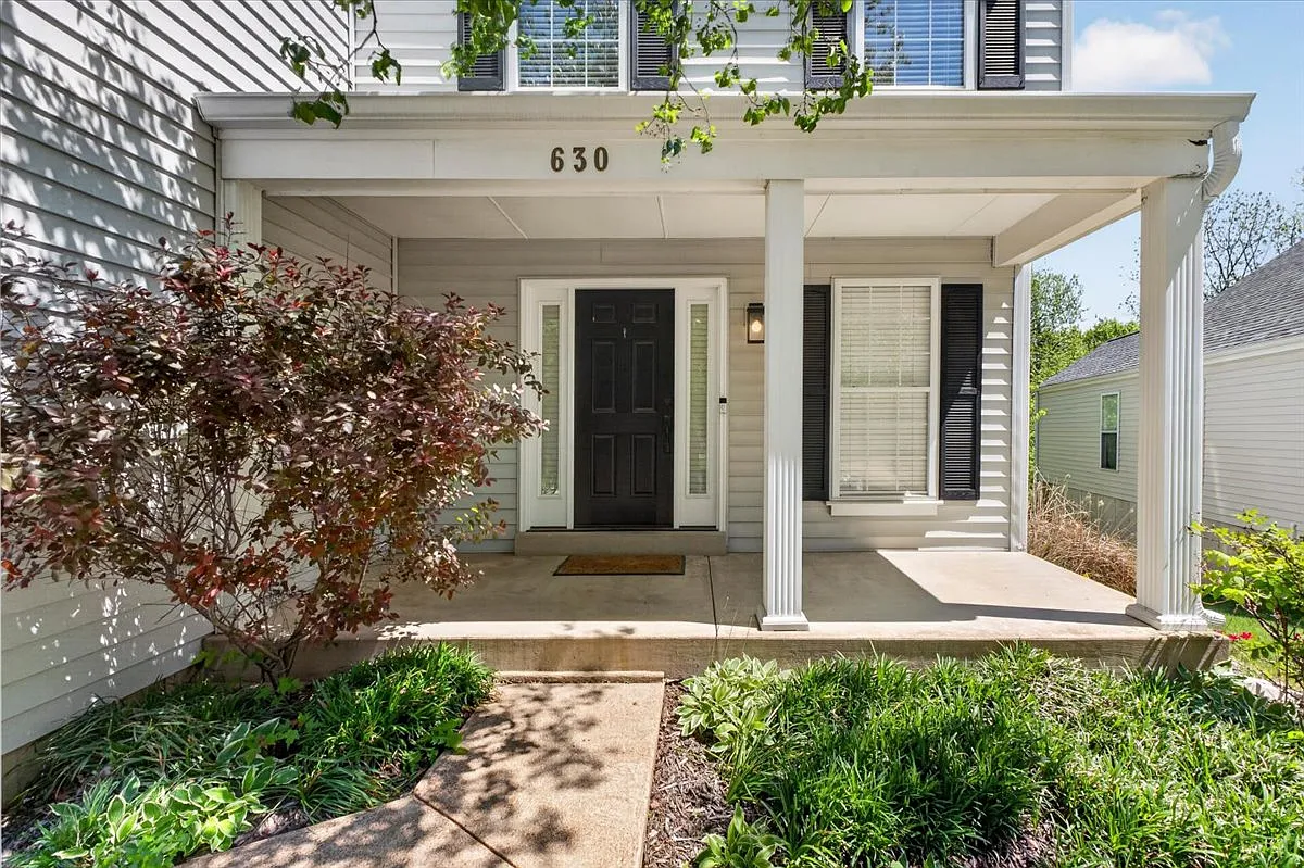 3 bed, 2144 sqft, $3,250 — Photo 3