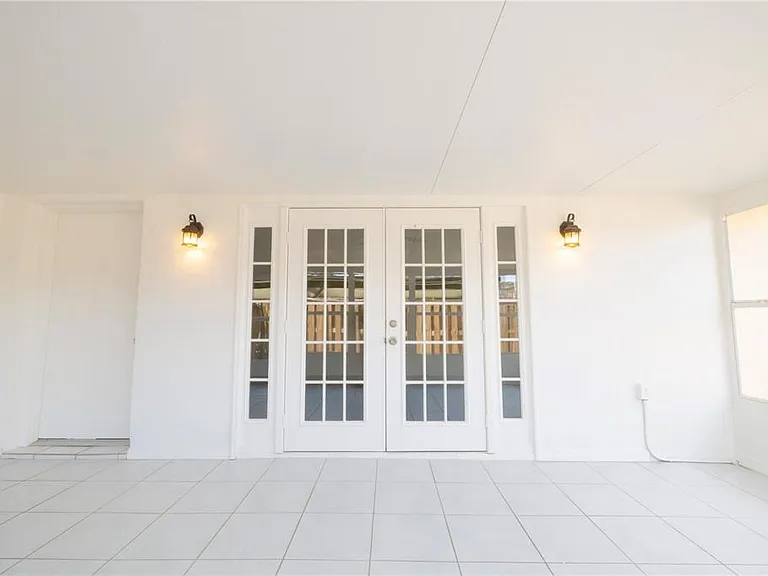 2947 Poplar Ave — Photo 11