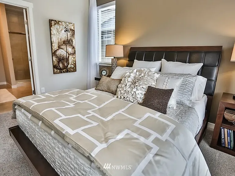11533 Hudson Ln — Photo 7