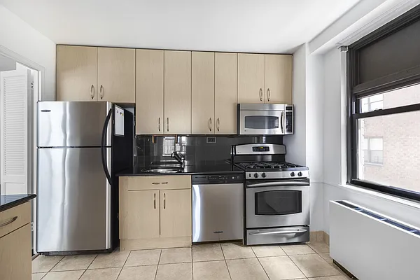 Sold by Compass | media 19