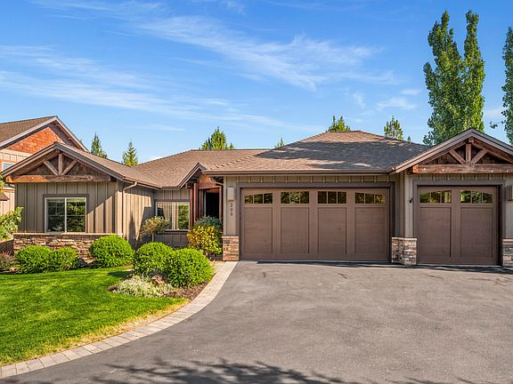 2nd image of 205 Vista Rim Dr