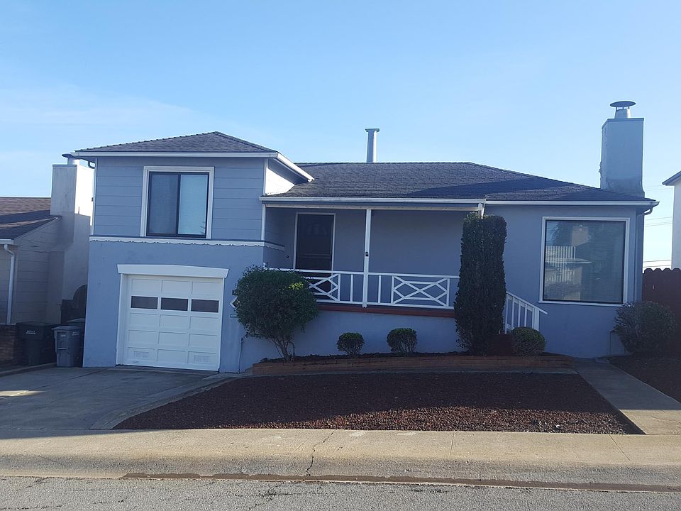 1st image of 217 Hazelwood Dr
