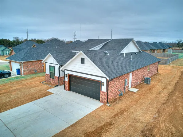 509 Blue Bird Ln, Shawnee, OK 74804