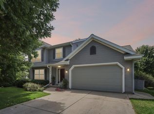 10 Black Stone Cir, Madison, WI 53719