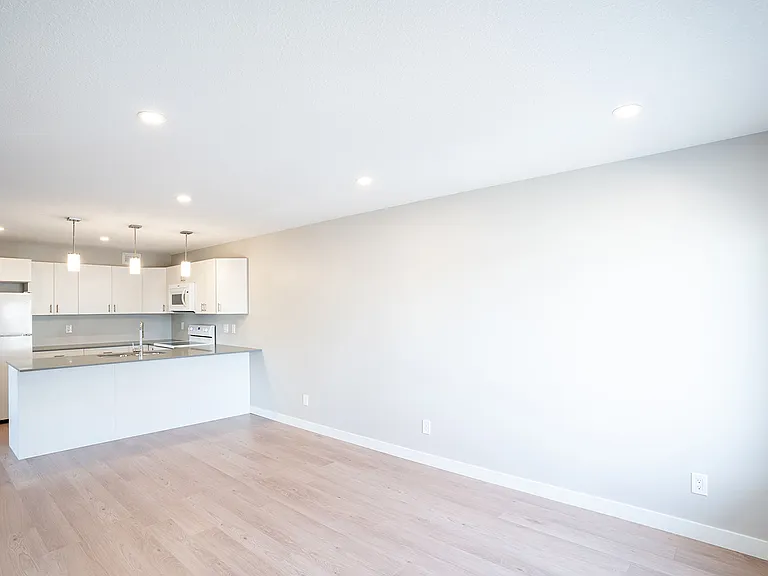 7551 Mapleford Blvd — Photo 7