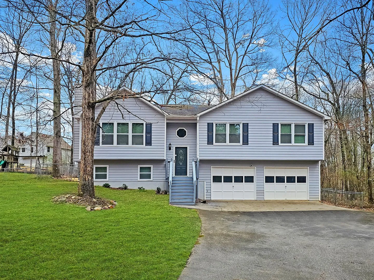 Charming 4BR/3BA Split-Level Retreat on a Secluded Wooded Lot in Hiram — Photo 2