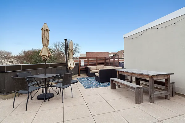 Sold by Compass | media 8