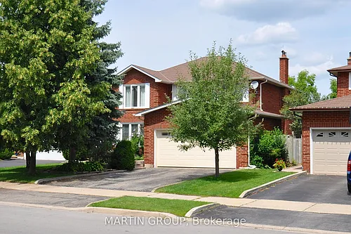 2083 Pen St Photo 1