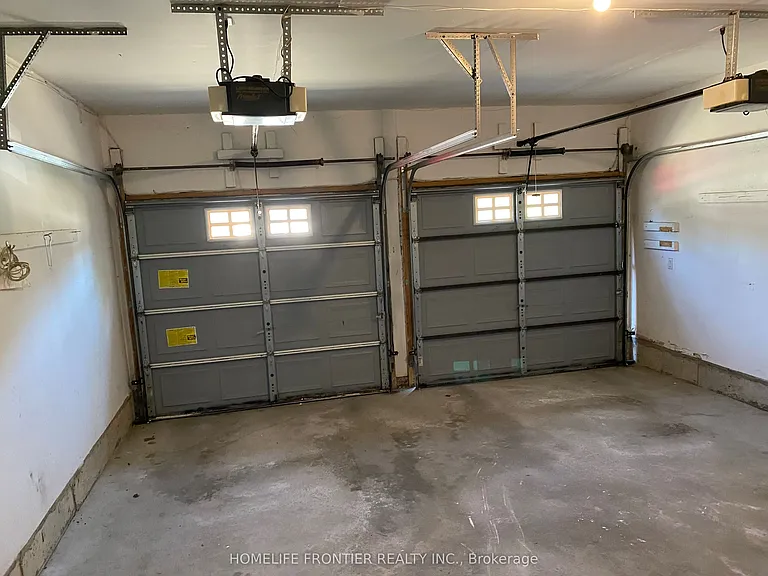 87 Estate Garden Dr — Photo 16