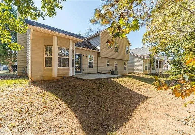 2716 Lake Park Rdg E — Photo 40
