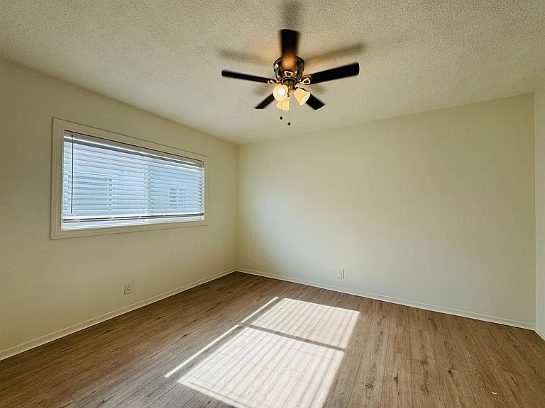 1230 W 144th St — Photo 32