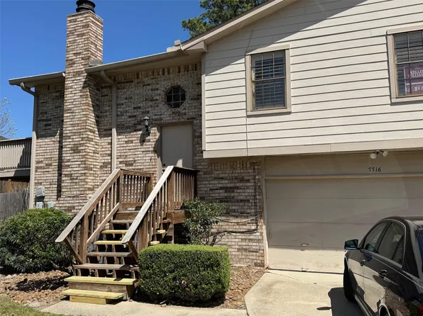 7716 Champion Pines Dr, Spring, TX 77379
