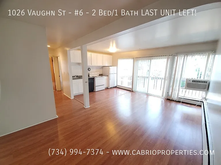 1026 Vaughn St — Photo 12