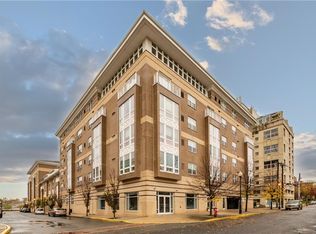 358 Rector St APT 607, Perth Amboy, NJ 08861