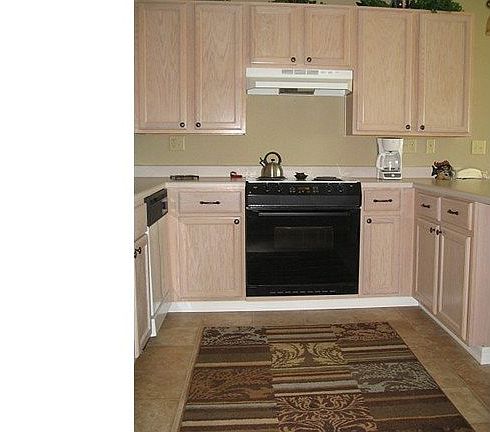 3rd image of 501 Shoreview Dr #101