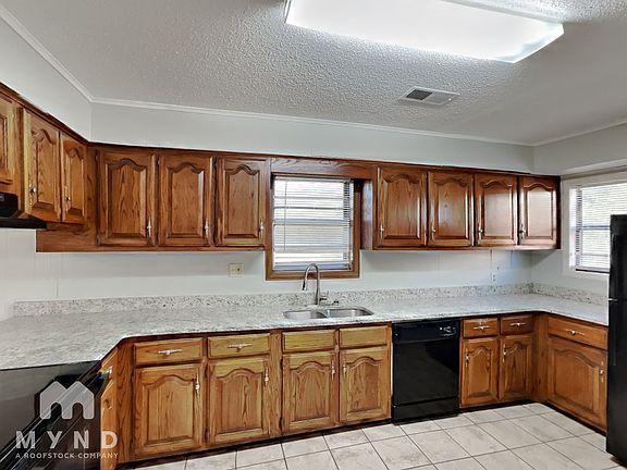 5th image of 1864 Coral Hills Dr