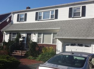 1539 Vauxhall Rd, Union, NJ 07083