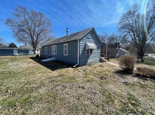 2005 Ottawa St, Leavenworth, KS 66048 | Zillow