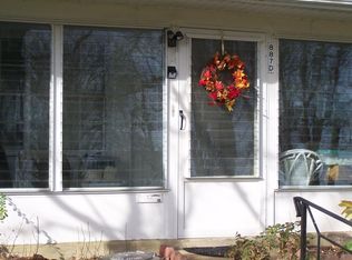 887D Inverness Ct, Lakewood, NJ 08701