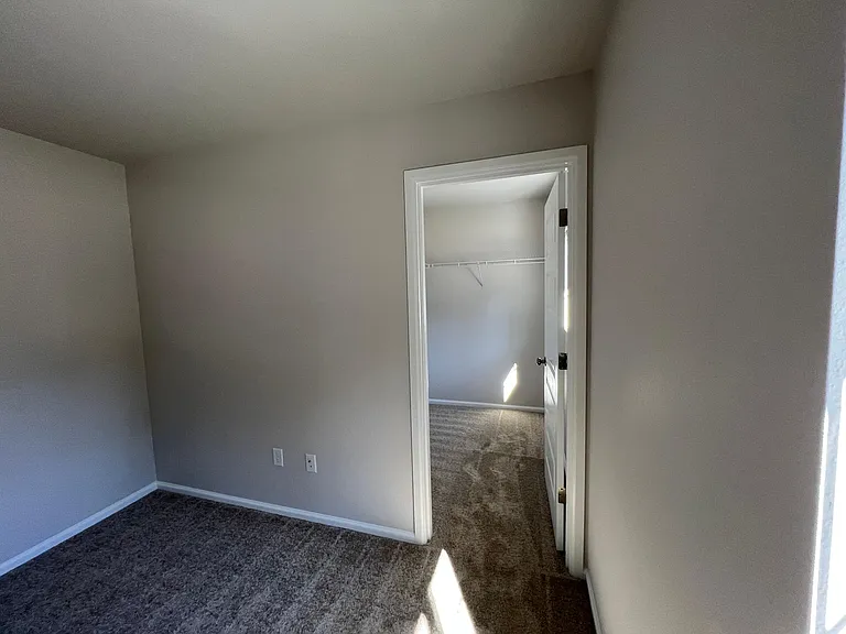 Room 2 with walk-in closet