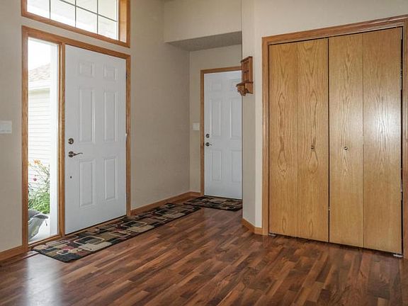 5th image of 3440 Loberg Ln