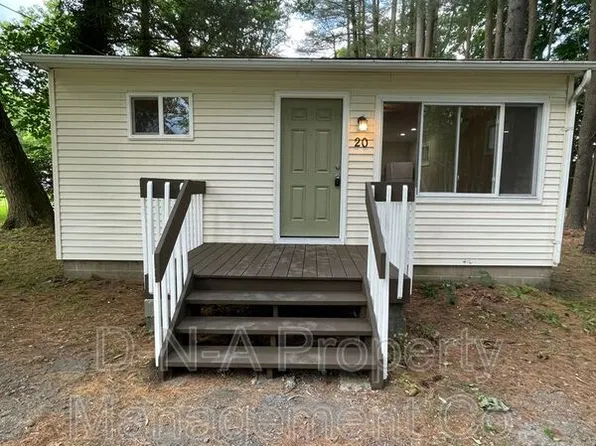 272 Acres Rd, East Stroudsburg, PA 18301