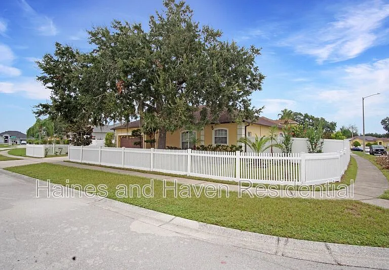413 Marlberry Leaf Ave — Photo 33