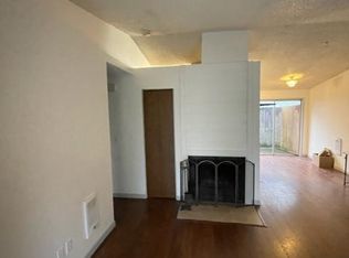 2705 SW Spring Garden St, Portland, OR 97219