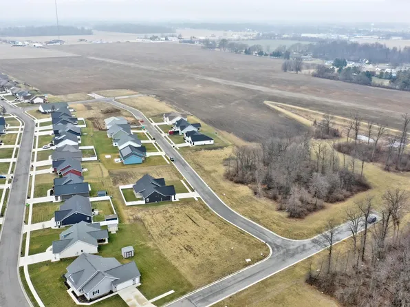 3790 Comanche Dr, Lima, OH 45807