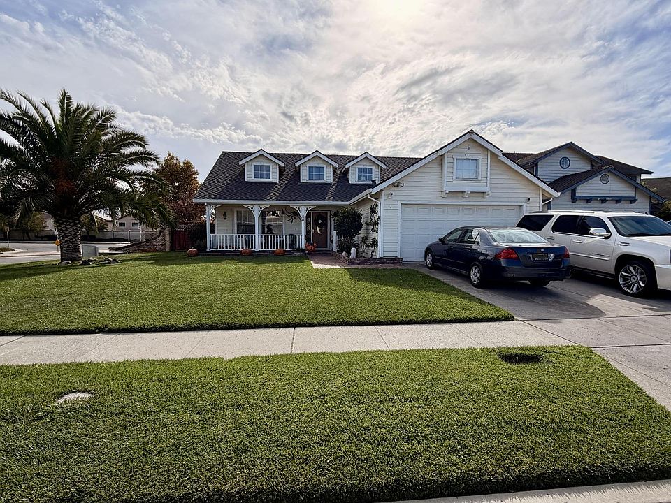 1st image of 1 Beacon Hill Cir