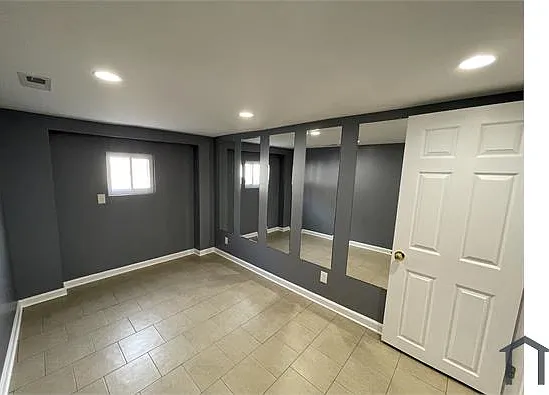 2545 S Bellford St — Photo 47