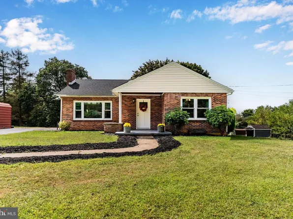 2740 Cape Horn Rd, Red Lion, PA 17356