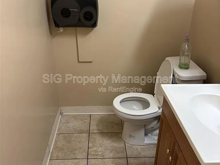 2951 Honolulu Ave #A — Photo 10