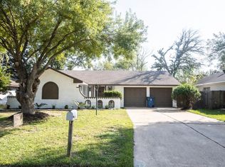 4634 Hollybrook Ln, Houston, TX 77039