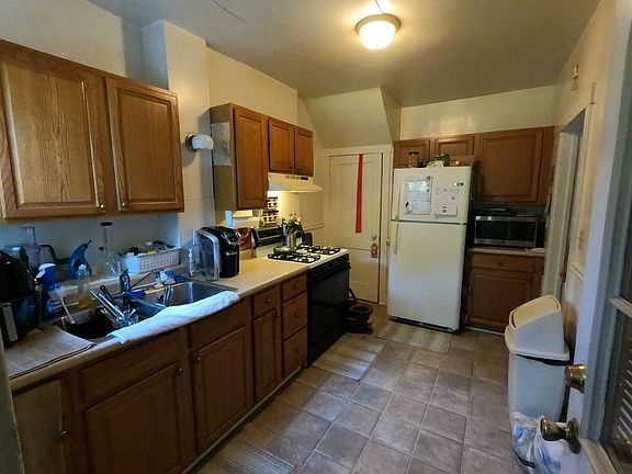 5th image of 1743 W 14th St