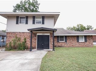 4853 Metropolitan Dr, New Orleans, LA 70126