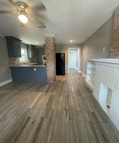 402 Graham Ave #402 — Photo 10
