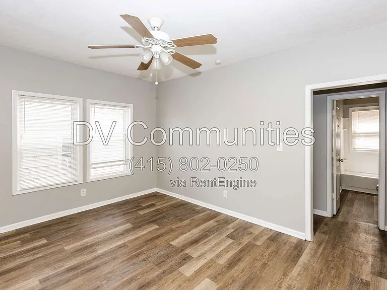 10917 Bernard Ave #4 — Photo 11