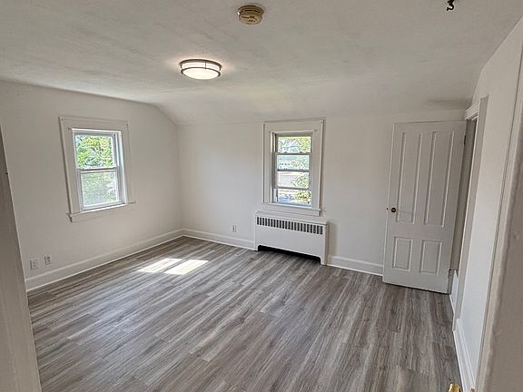 3rd image of 54 Pine St APT 2