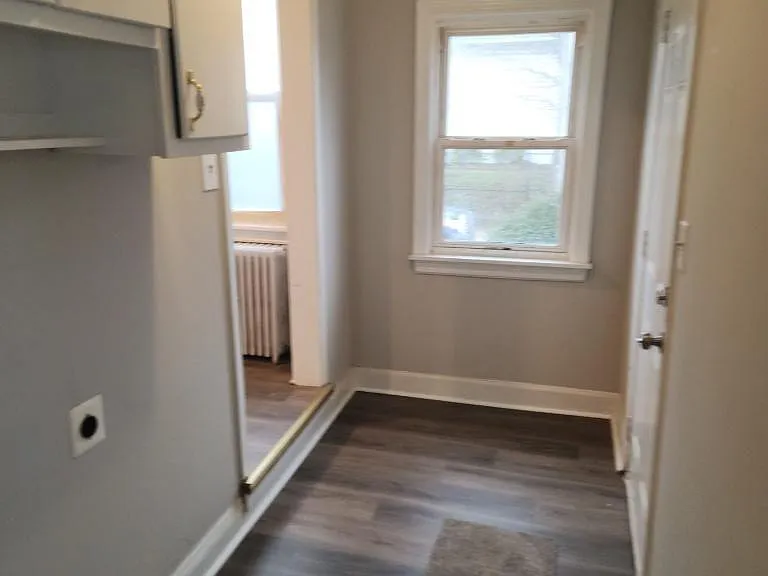 Rear entrance mud/laundry room
washer/dryer included