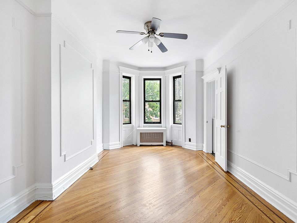 1st image of 112A Windsor Pl Floor 2