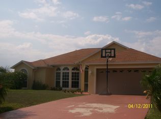 425 SW Fifer Ave, Port Saint Lucie, FL 34953