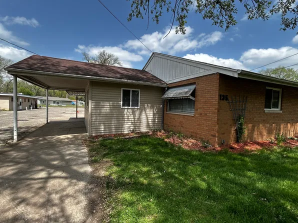 135 Shadoway Dr APT D, East Peoria, IL 61611