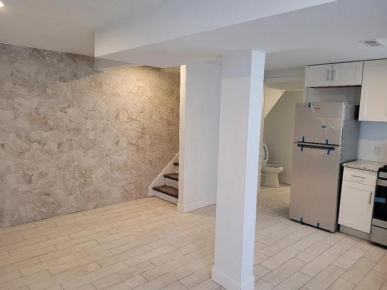 3082 Norcott Dr #B — Photo 4