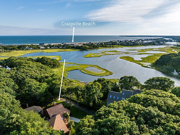 3rd image of 496 Elliott Road