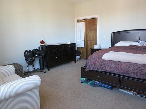 3rd image of 154 W 2nd St Unit 322